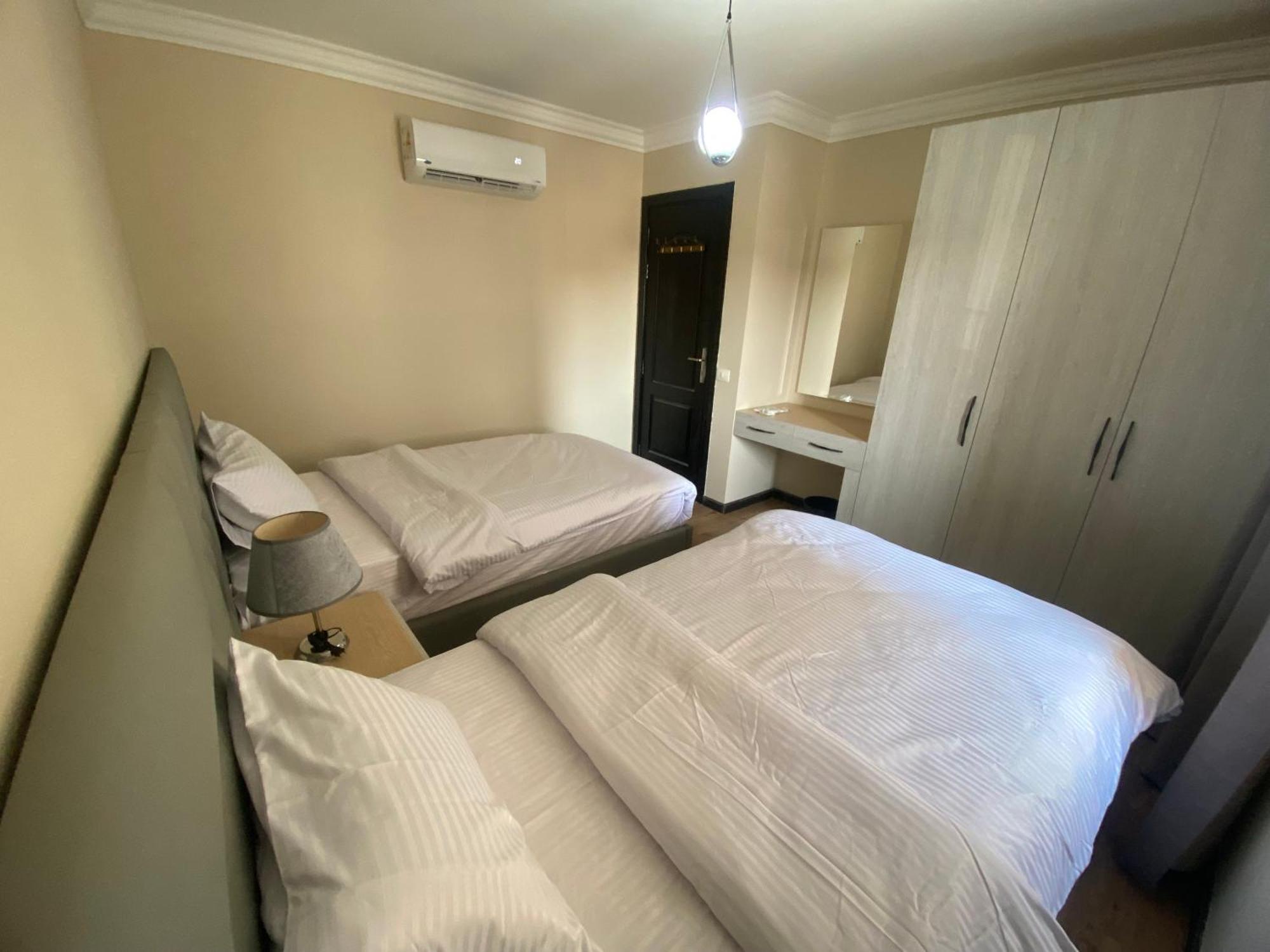 Apartamento Luxury 3Br Pool View Near Airport! El El Cairo Exterior foto