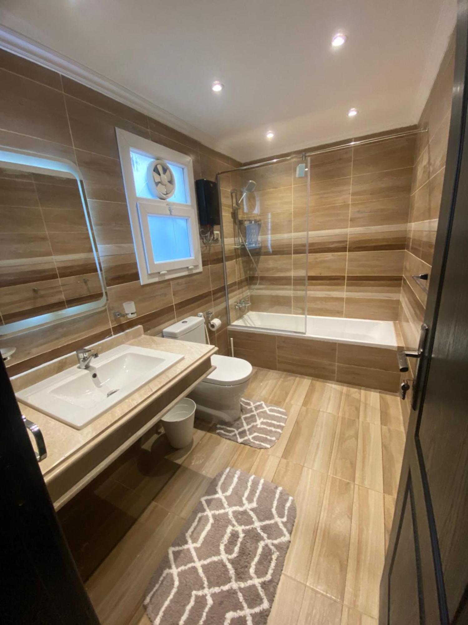 Apartamento Luxury 3Br Pool View Near Airport! El El Cairo Exterior foto