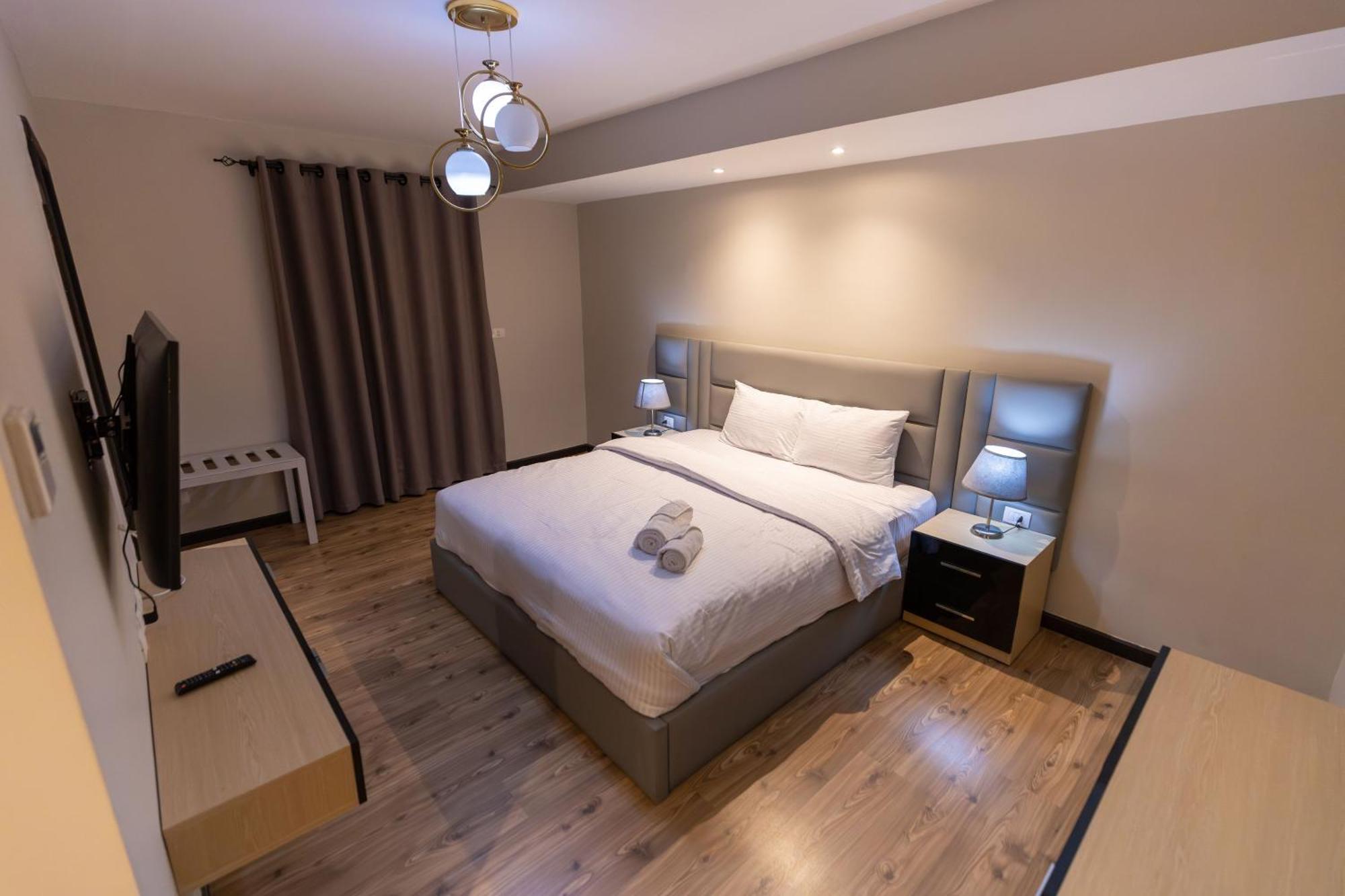 Apartamento Luxury 3Br Pool View Near Airport! El El Cairo Exterior foto